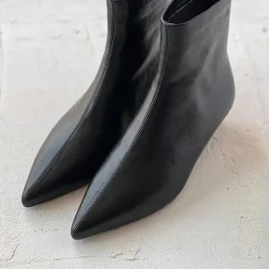 Alternative view of نیم بوت بهامین کد N130